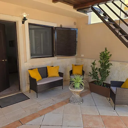 Holiday home 10 Min Airport & Wifi - Wonderful 5 Stars Bari