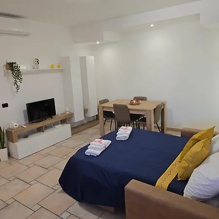 Holiday home 10 Min Airport & Wifi - Wonderful 5 Stars *