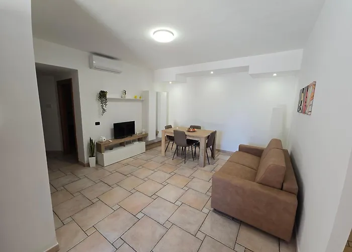 10 Min Airport & Wifi - Wonderful 5 Stars Holiday home