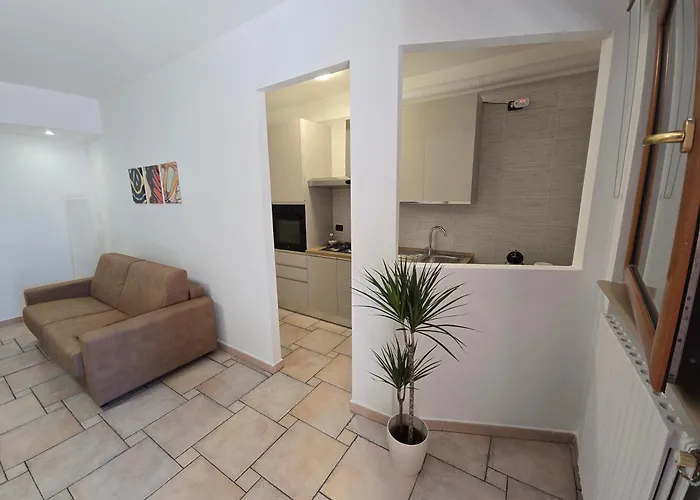 Holiday home 10 Min Airport & Wifi - Wonderful 5 Stars *