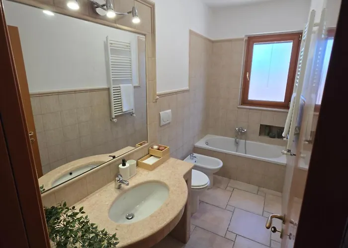 10 Min Airport & Wifi - Wonderful 5 Stars Holiday home Bari